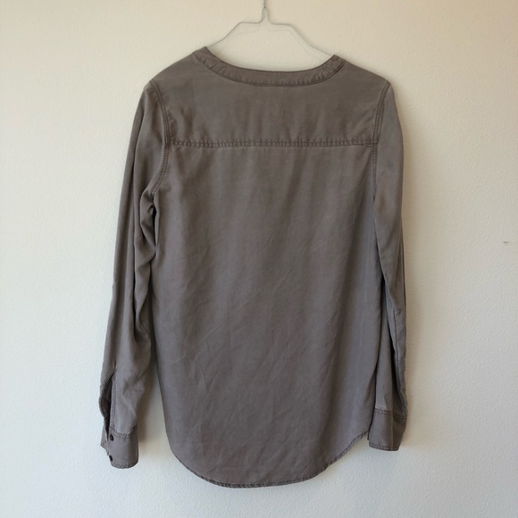Grey/tan long sleeve lace up shirt - Picture 3 of 3